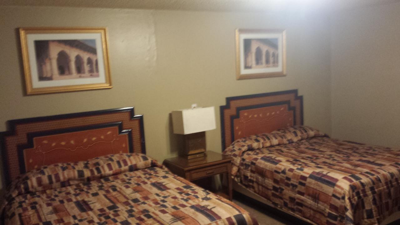 Badlands Hotel & Campground Interior Εξωτερικό φωτογραφία