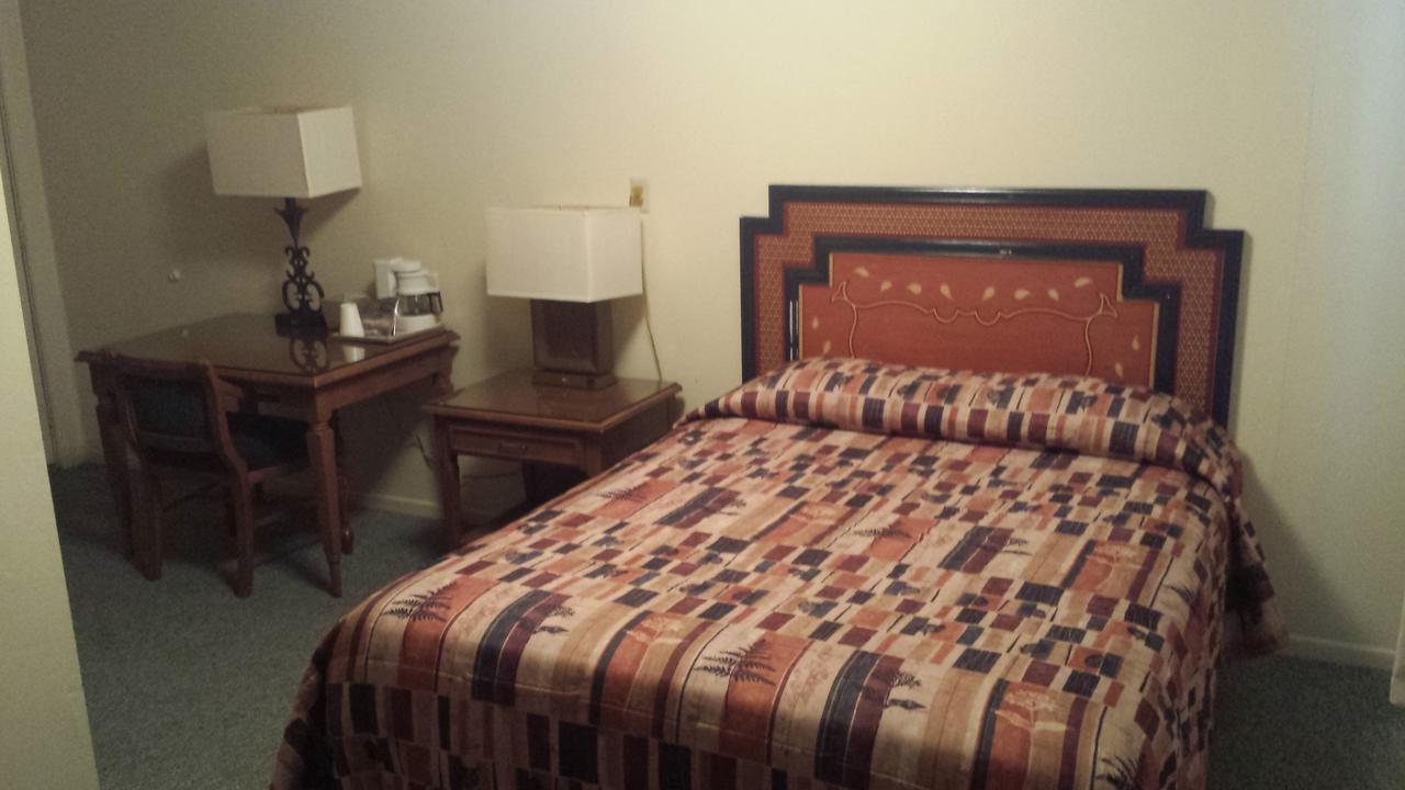 Badlands Hotel & Campground Interior Εξωτερικό φωτογραφία